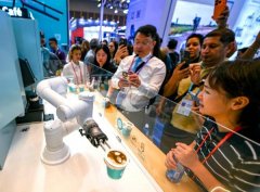 <b>”来自沙特阿拉伯的采购商蒙塔萨尔·阿尔贝沙尔</b>